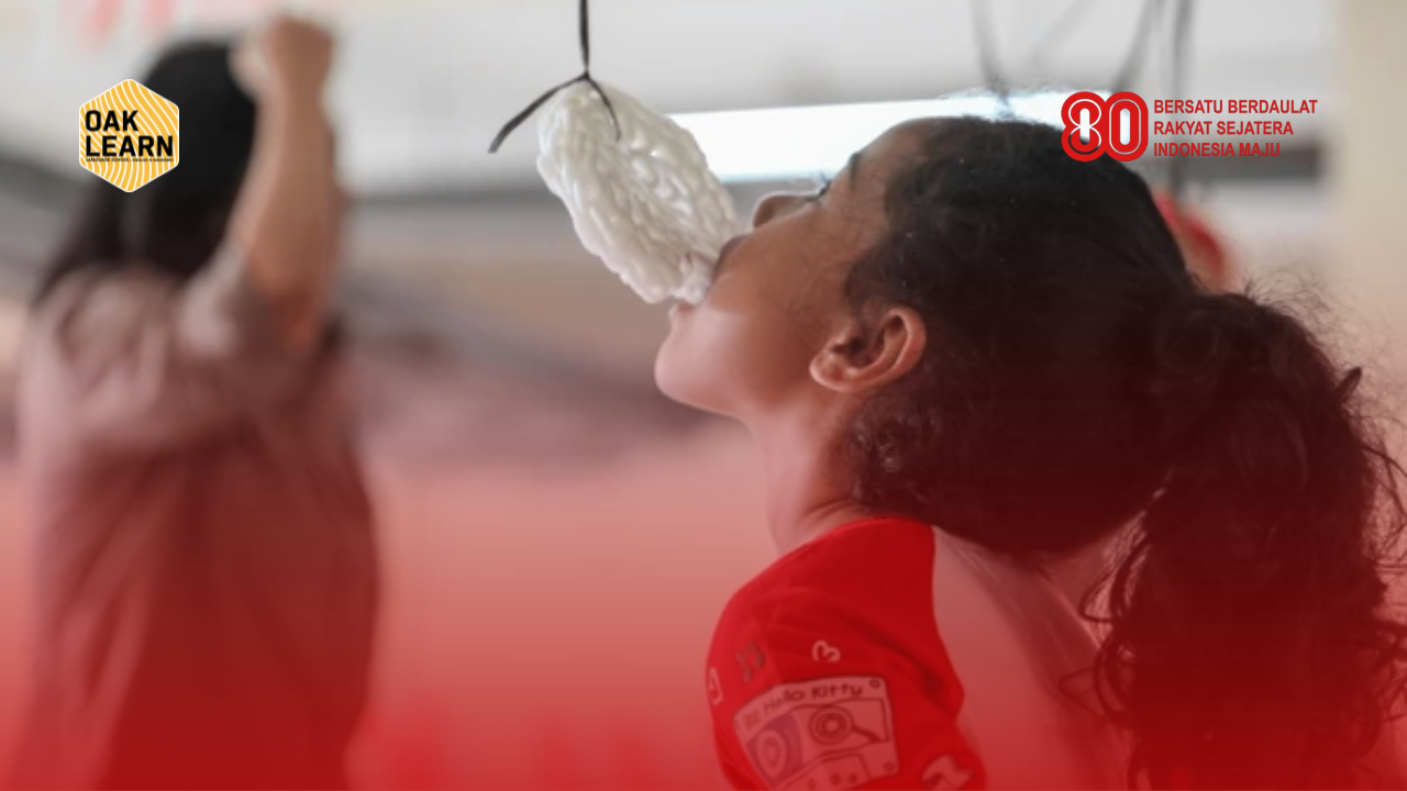 Makan Kerupuk Jadi Apa ya Kalau Bahasa Inggris? Yuk Intip Nama Lomba 17an Versi English!